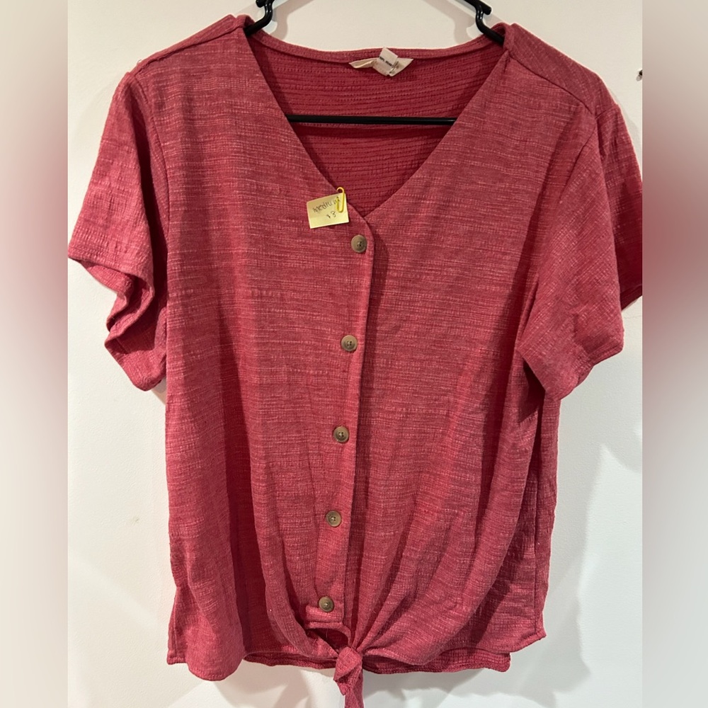 Front tie short sleeve shirt